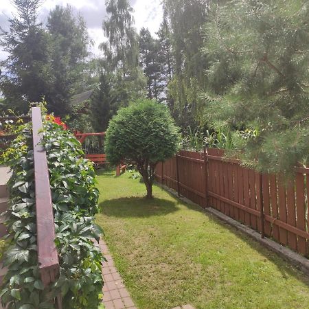 Dom Nad Jeziorem Strazym Zbiczno Экстерьер фото